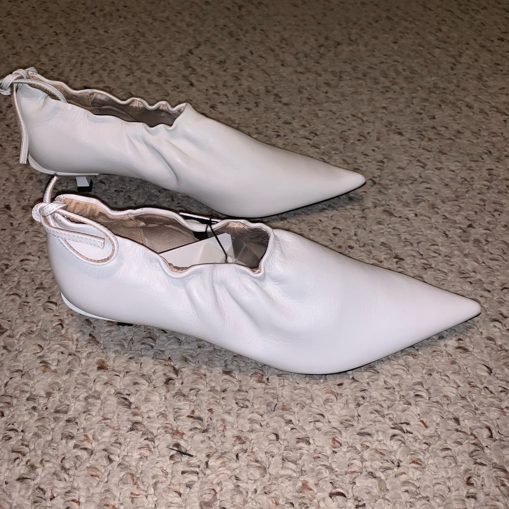 NWT Zara Gathered Leather Salon Shoes (Women’s 8) - Picture 6 of 8